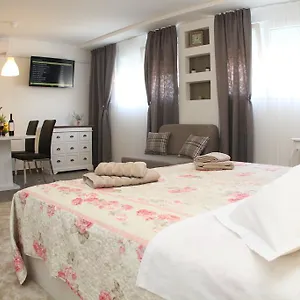 Apartment Mirakul, Split