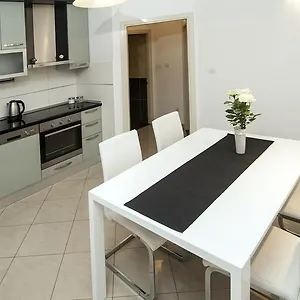 3* Affittacamere Znjan