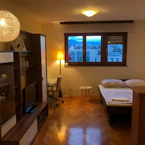  Apartment Garsonjera Katarina