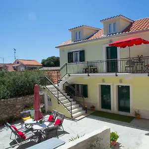 3* Affittacamere Central Old Town